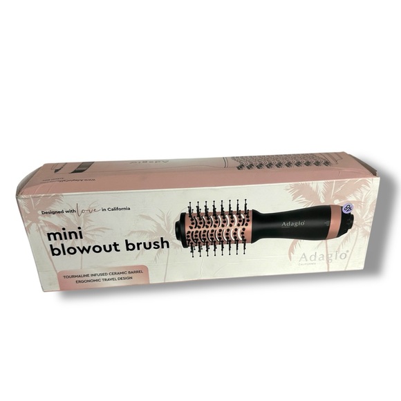 ADAGIO CALIFORNIA Mini Blowout Brush - Picture 2 of 6